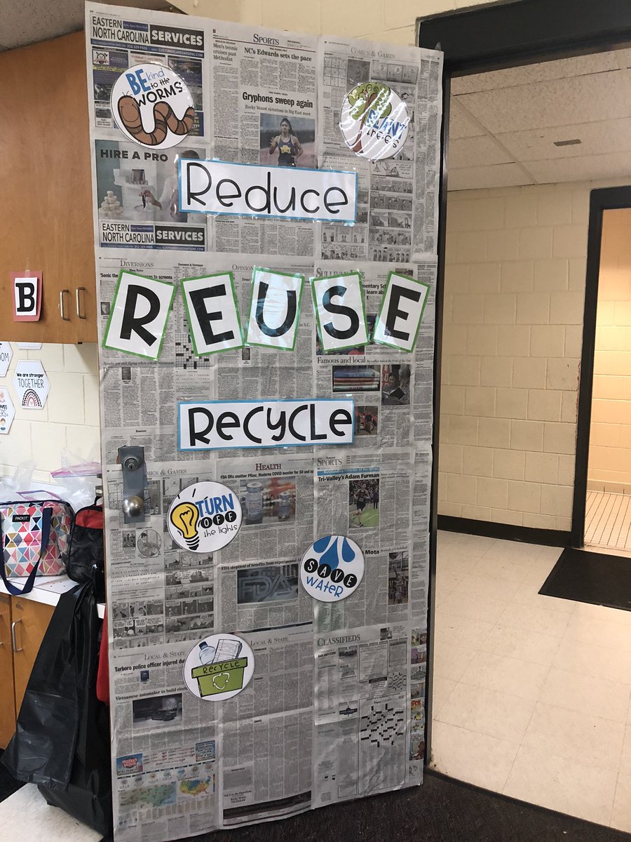 FunWithMsFlynn's tweet image. Getting ready for Earth Day 🌎♻️