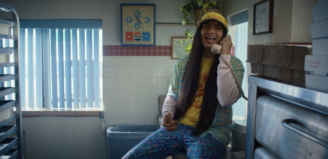 BlakeAgee1's tweet photo. @SThingsSpoilers Not even been an hour yet and there's already new stills I'm just about dead right now @Stranger_Things https://t.co/AcPEr0szCr