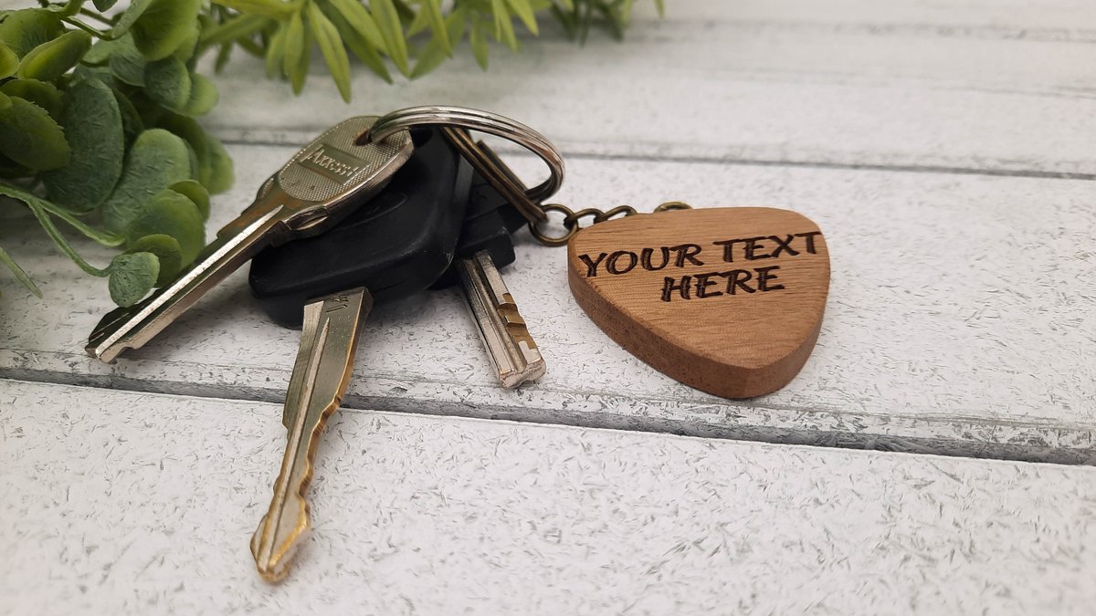 etsy.me/3rge9g3
New style of keychain. Customize one or both sides. All walnut all the time :)

#gift #gifts #giftideas #giftsforher #mothersdaygift #christmasgifts #giftshop #giftsforhim #giftidea #holidaygifts #gifted #fathersdaygifts #christmasgift #birthdaygift