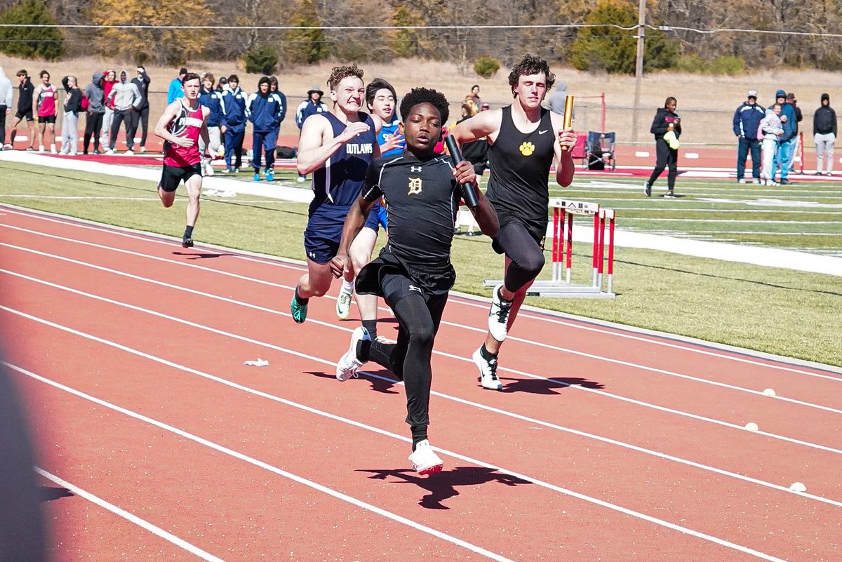 Plain view Meet 🏃‍♂️ 🐝