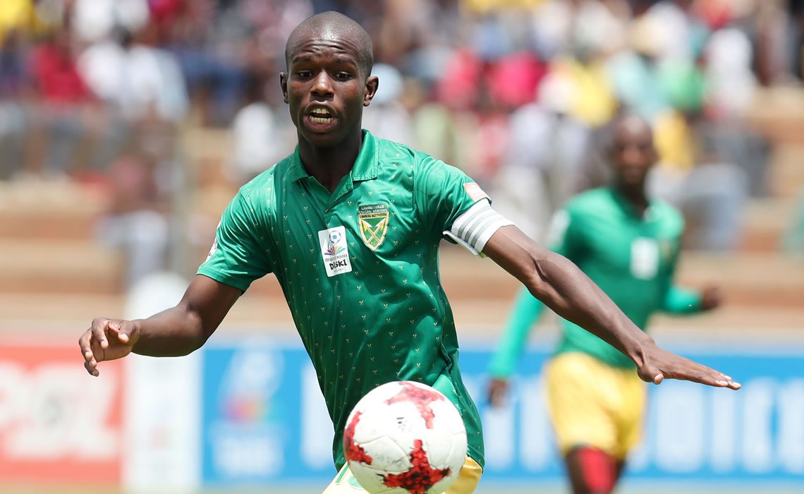 Brandon37867424's tweet photo. So our Orlando Pirates want to replace Thulani Hlatswayo with the other Thulani Hlatswayo that went to private school??? Haikhona!!!🚮🚮 #KZNFloods 
Jacob Zuma
George Maluleka
#Umlazi https://t.co/5sqePRU8tf