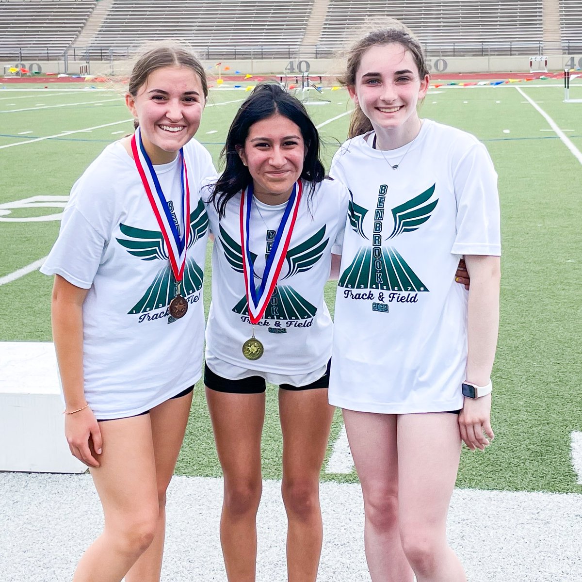 🚨Area Qualifier Alert🚨

All 3 3200 runners are moving on! 

1st - Bella Aranda
3rd - Sarah Clingman
4th - Kourtney Brown 

<a href="/BenbrookBobcats/">Bobcat Athletics</a> <a href="/BenbrookMHS/">Benbrook Middle-High</a> <a href="/AD_DrLisa/">Lisa L Langston, PhD</a> <a href="/CoachAtlas1/">Amanda Cofer</a> <a href="/FWISDAthletics/">FWISD Athletics</a>