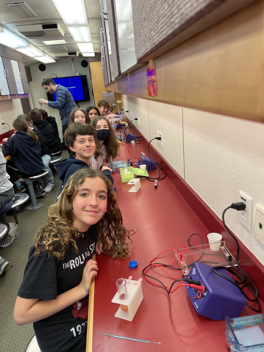 sciencetchr5/6 tweet media