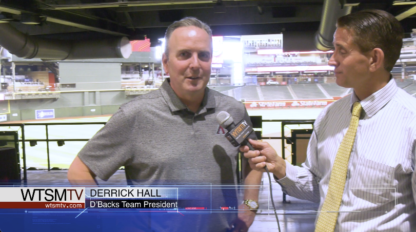 2secondmedia's tweet photo. One of the greatest @Dbacks players of all time and forever enshrined in the history of AZ, Louis Gonzalez talks about his time in the game, that memorable World Series victory in 2001, and how the @Dbacks are shaping up for this season. To watch visit https://t.co/vB5EKfHPYa https://t.co/xinfz4YMEd
