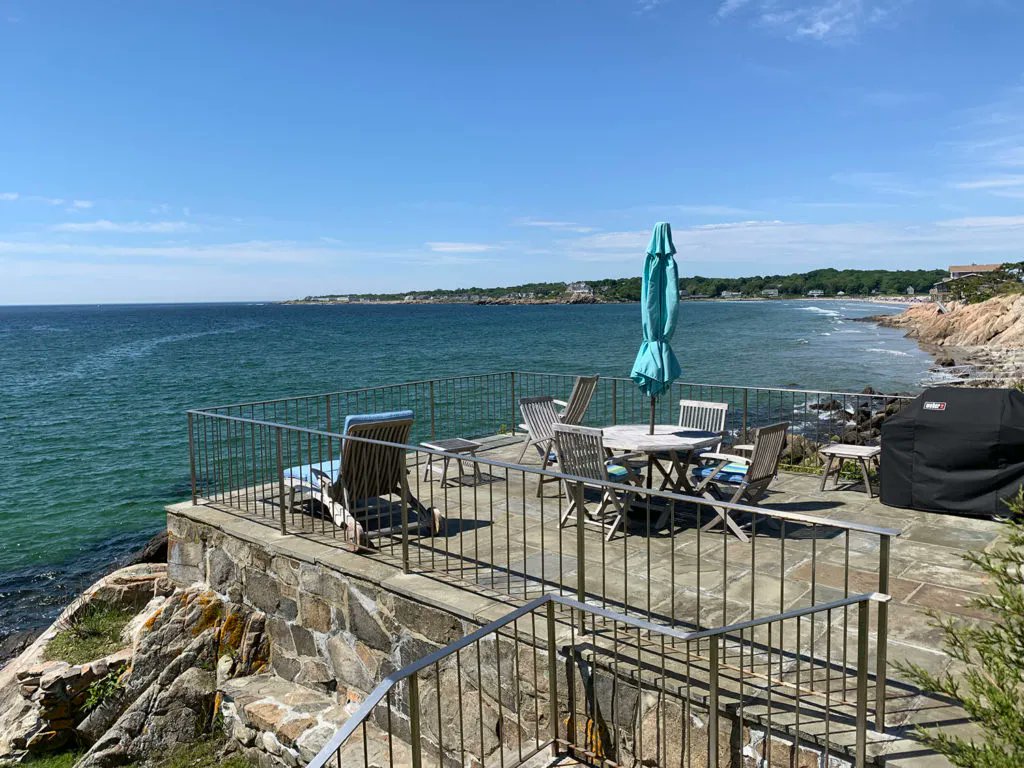 AtlanticVacaHms's tweet photo. Planning your summer beach vacation on #CapeAnn and want to stay on the water? Browse our current selection of oceanfront and riverfront #vacationrentals in Gloucester, Rockport and Boston’s North Shore. Find a variety of rentals and #Bookdirect at https://t.co/AdCAUV0KRf. https://t.co/edBJJ2iKYi