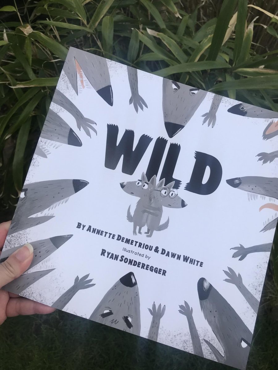 3_LittleButtons's tweet image. Sit back, relax, and let #DadBlogger Ross Good from The Stented Papa take over #storytime today as an Easter treat 🌳🐺 3littlebuttons.com/family-lifesty… @OwletPress @TheStentedPapa @sprinkleofrhyme