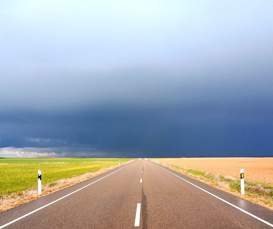 🔵 Ser educador/a social en el medio rural es creer en el territorio, en la comunidad, en las personas y en sus potencialidades. Es apostar, sin postureos, en la transformación social y en la intencionalidad política y educativa de esta profesión.