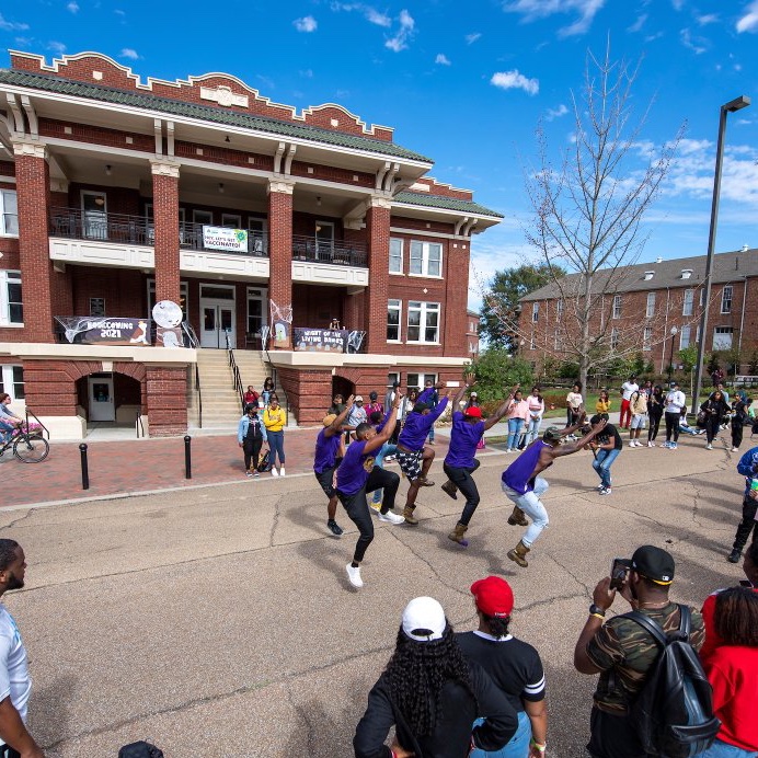MSU_Foundation's tweet photo. NPHC at MSU is seeking to establish an on-campus garden space to honor the contributions of historically Black Greek-letter organizations at @msstate.

🔗 https://t.co/D9AwOzEnWk https://t.co/KAxTuXGLn4