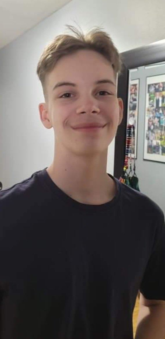 TrinaBum's tweet photo. @breakfasttv @DinaPugliese @Sid_Seixeiro 
I didn't realize you needed to submit Birthday wishes so early! I was hoping to get a shout out for my 2 Easter babies. Tyler is 16 and Kaylynn is 12 on good Friday and Easter Sunday.
Hope everyone has a great Easter weekend! https://t.co/Kgw7i3FLUv