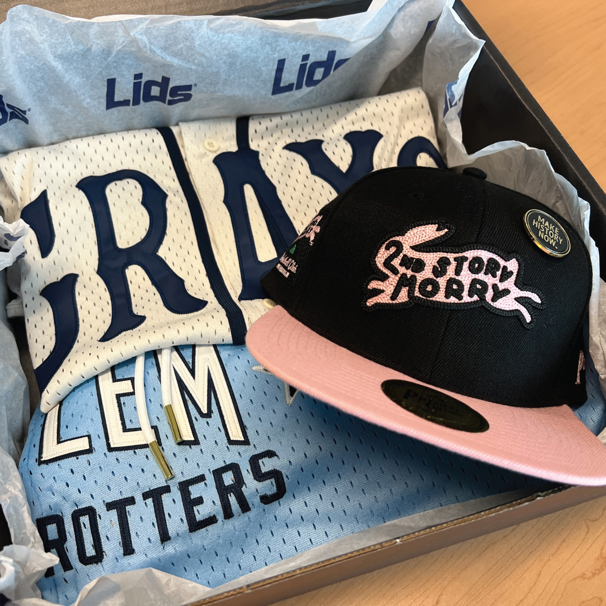 lids's tweet photo. 🚨 GIVEAWAY 🚨

Like and retweet for a chance to win a #TheyGaveUsGame gift box, including a jersey, shorts, and hat! https://t.co/rteEvgf9C2