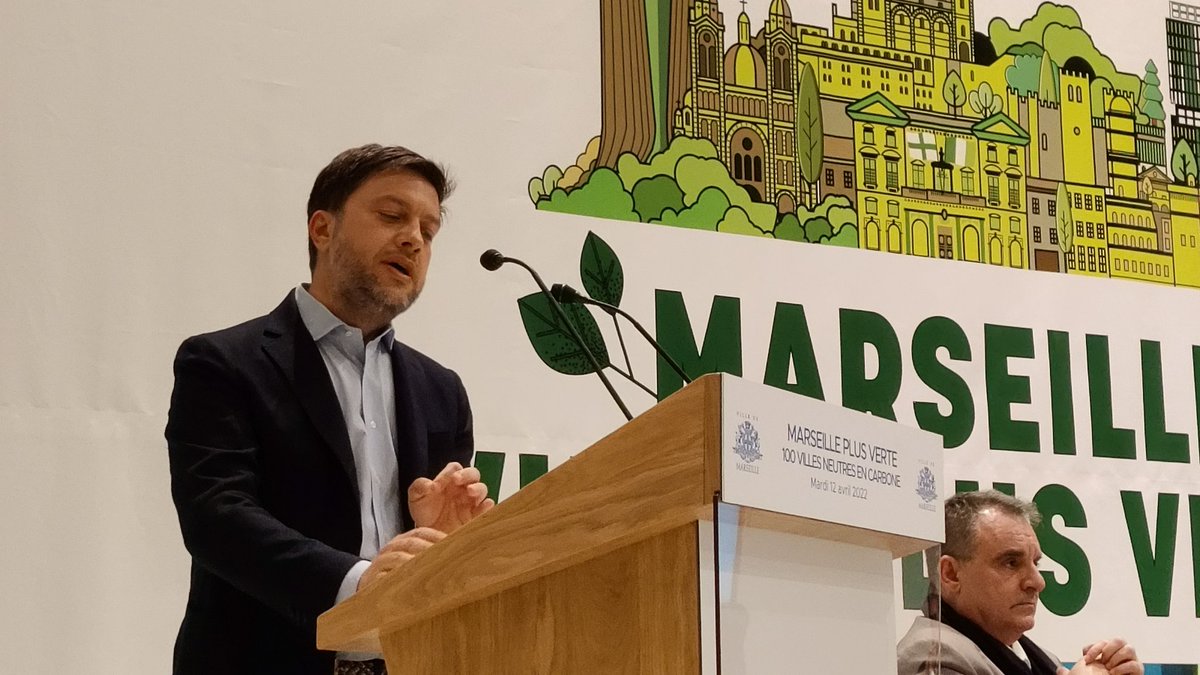 💬 "Ce serait sacrément rock'n roll de retenir cette ville que rien ne prédestinait à être une bonne élève (en matiere de lutte contre le réchauffement climatique)", remarque le maire <a href="/BenoitPayan/">Benoît Payan</a> 

#Marseille #Label100VillesNeutresClimat