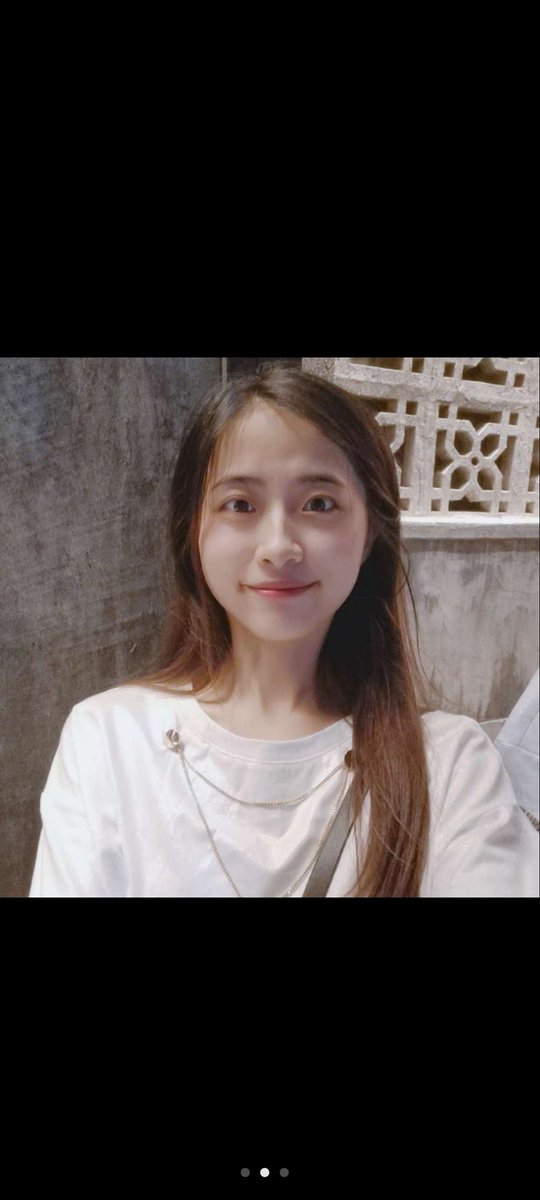 pingwujinchu6's tweet photo. 很骚的上海小姐姐，21岁，疫情隔离在家，体育生男友鸡巴很大给他操上瘾，碍于疫情没法见面，只能裸聊了。166，47公斤，小虎牙特别好看。 https://t.co/4yTUo4yOYw