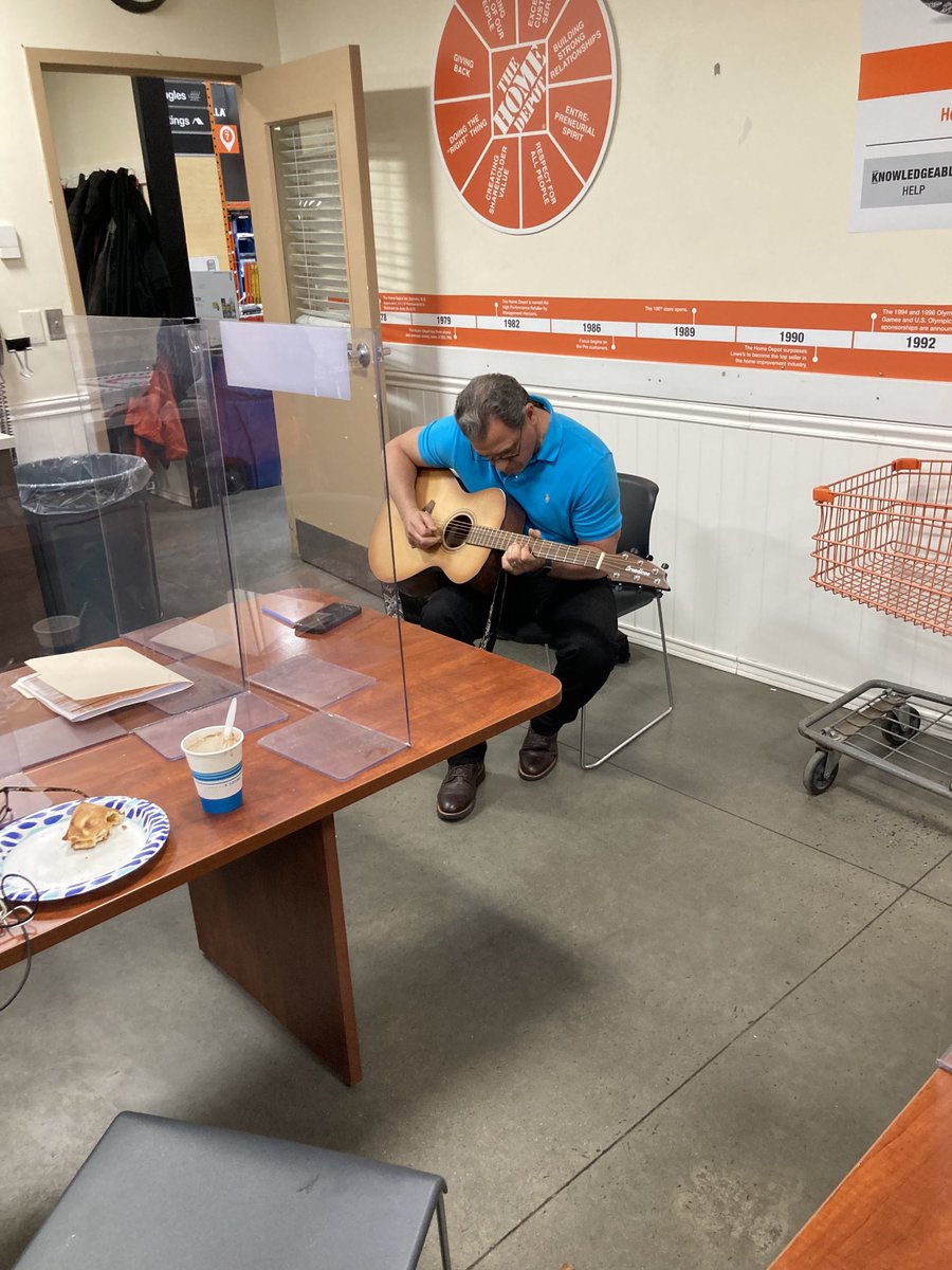 Specialty Tuesday entertainment!! Our very own store manager 0912 Rocks!