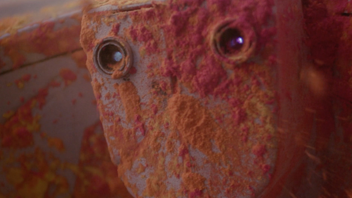 FACIUNIBecas's tweet image. 🎞• #CortosDestacados 

#DonnyTheDrone, 2017

La primera máquina inteligente del mundo sube al escenario para aceptar el prestigioso premio "Persona del año" mientras un auditorio de humanos se enfrenta a su emotiva y controvertida historia.

¿Suena interesante?