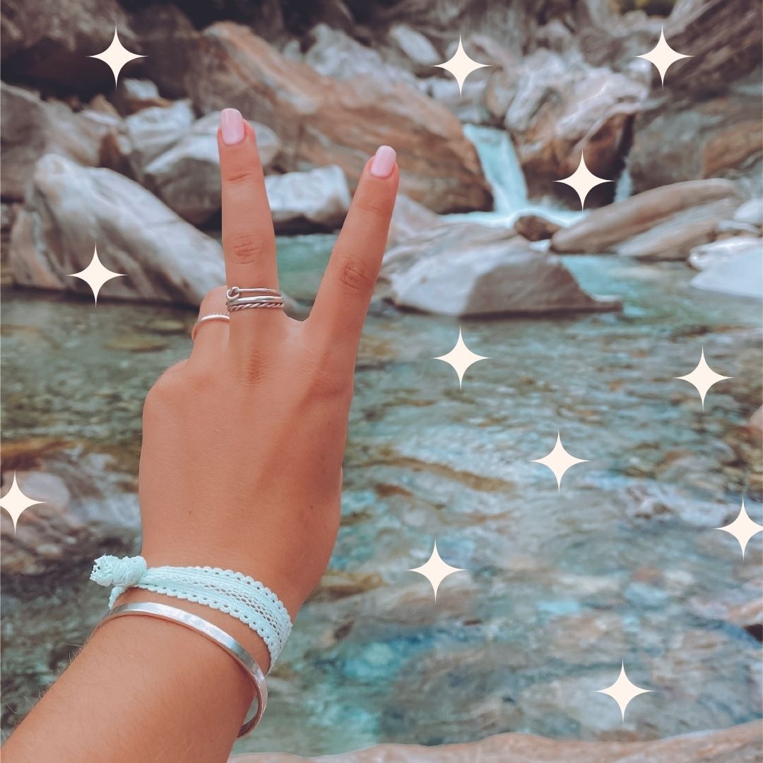 Strong_selfie_'s tweet photo. Notice how happy you get when you literally just do you ✌🏼 #tuesdaytip #loveyourselfie #goodvibes

#strongselfie #giftsthatinspire #confidencebuilding #doyou #beyourselfie #loveyourself #selflove #subscriptionbox #gifts #happymail https://t.co/2o39axkQYh