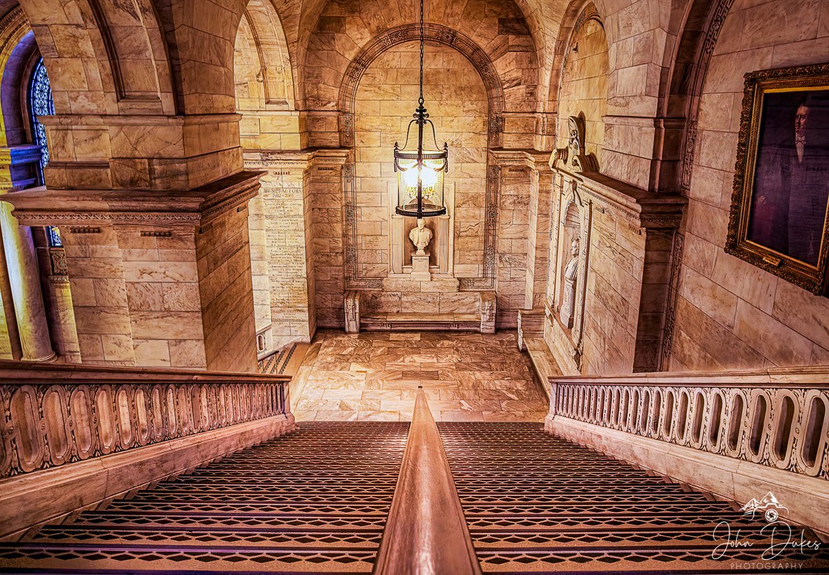 John_Dukes's tweet photo. haring a picture I captured of the beautiful staircase on the south side of the main lobby of the New York Public Library in the city of New York. #photographylovers #photography #shotoncanon #NewYorkCity #NYCPublicLibrary #thebigapple #NewYork #architecture #librarytwitter https://t.co/8DzQeGoqU3