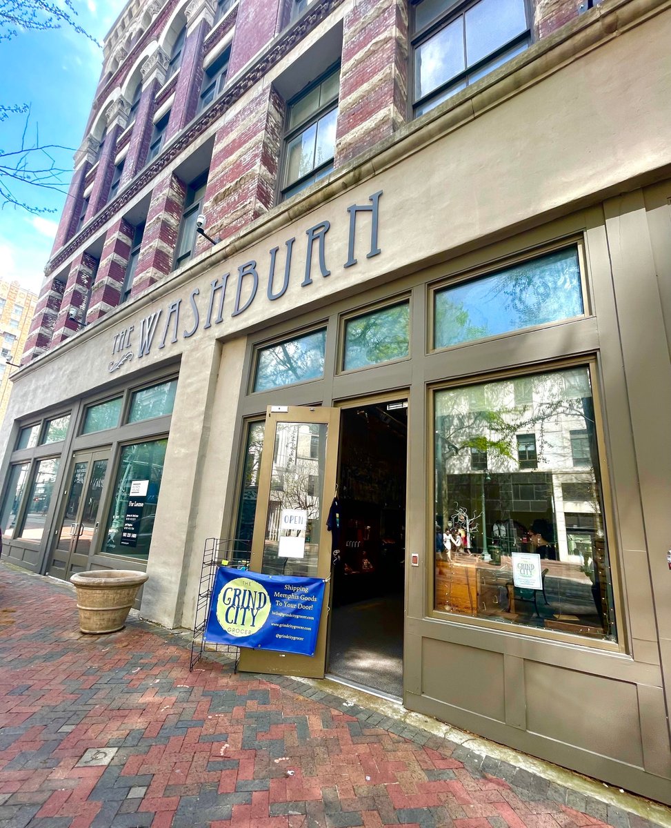 DowntownMemphis's tweet photo. 🤩🛍️ Grind City Grocer opened a storefront at the Washburn!  

The specialty store focuses on small independent makers in Memphis! They're open Tuesday-Sunday from 10am-6pm! Go check them out at 60 S. Main St!

https://t.co/p59eduFKlR

#downtownmemphis #backdowntown #openonmain https://t.co/LNHnT4GMxY