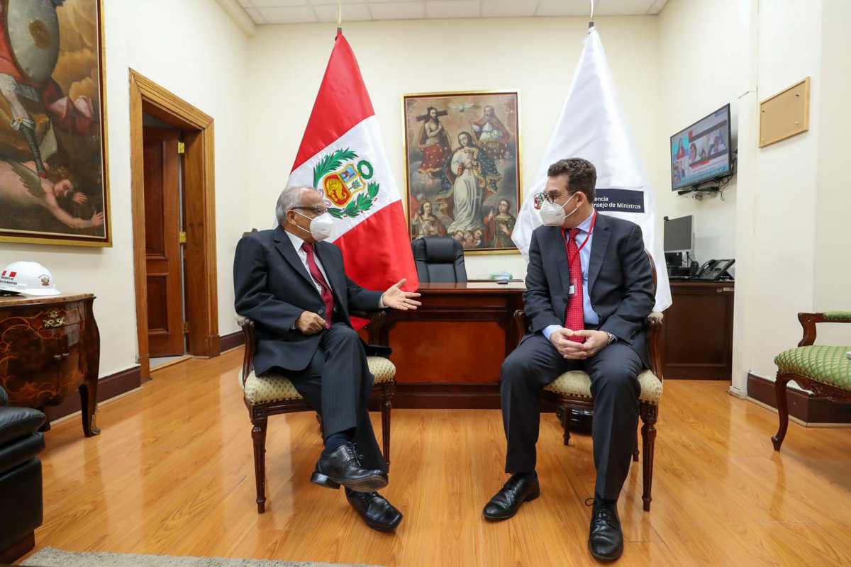 anibaltorresv's tweet photo. Un diálogo fraterno y sincero sostuve hoy con el embajador de @IsraelinPeru, Asaf Ichilevich, a quien le agradezco por esta visita en la que resaltamos los fuertes lazos históricos, de amistad y de cooperación que existen entre ambos países. https://t.co/8VniZjsYpQ