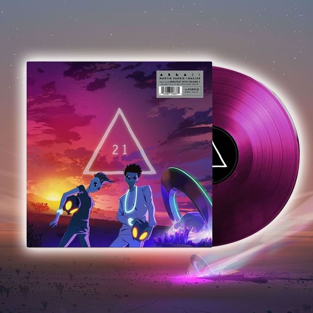 area21unity's tweet image. who’s ready for Greatest hits vol. 1 vinyls? It looks really cool! 🔥🛸

artwork by: @my_dream_in_my_head