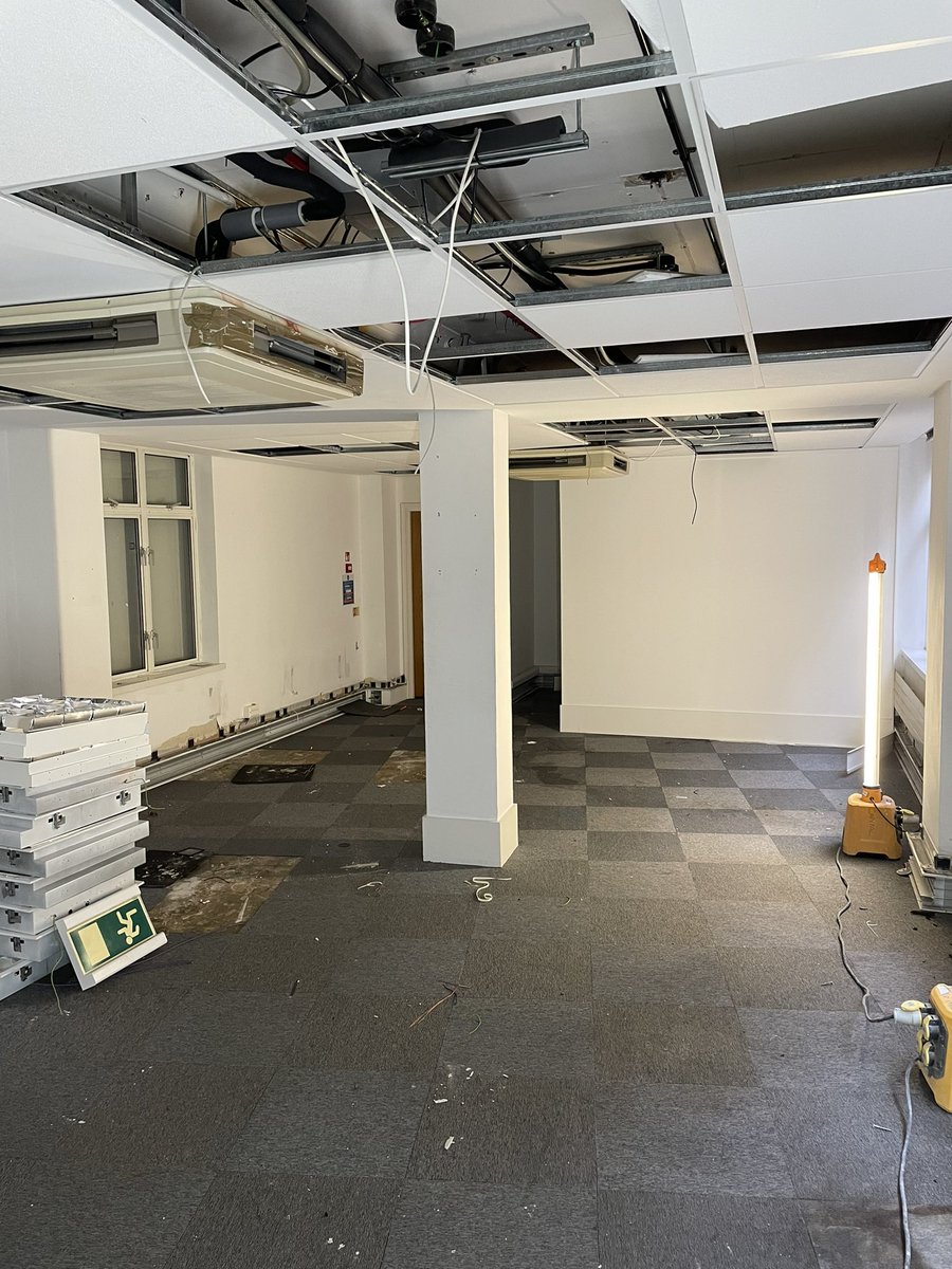 cap_powerdata's tweet image. ***New project started***

Strip out back to the shell..

Temporary lighting installed in preparation for design stage. 

New distribution boards
New lighting,
New power and data
New lighting control system

#officefitout #lighting #power #data #london #electrical #contractors
