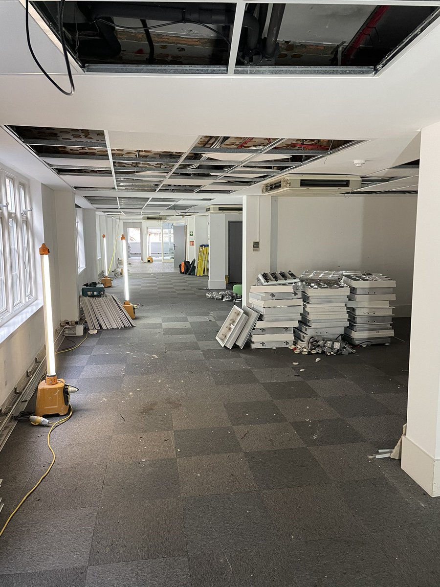 cap_powerdata's tweet image. ***New project started***

Strip out back to the shell..

Temporary lighting installed in preparation for design stage. 

New distribution boards
New lighting,
New power and data
New lighting control system

#officefitout #lighting #power #data #london #electrical #contractors