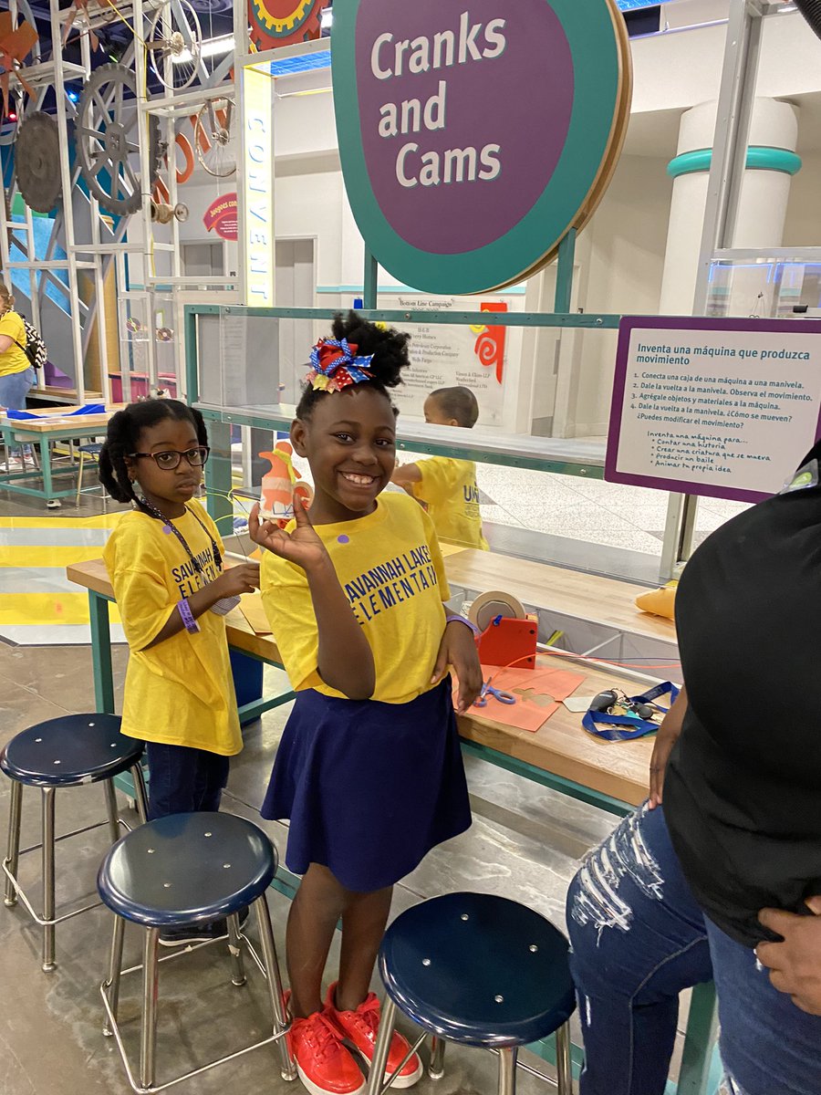 MrsBoyerteach's tweet photo. Fun Field Trip day for the SLE first graders! The students had so much fun and represented our school so well! #childrensmuseumhouston @SLESuns @gfoster_06 https://t.co/xKhA3DPqYF
