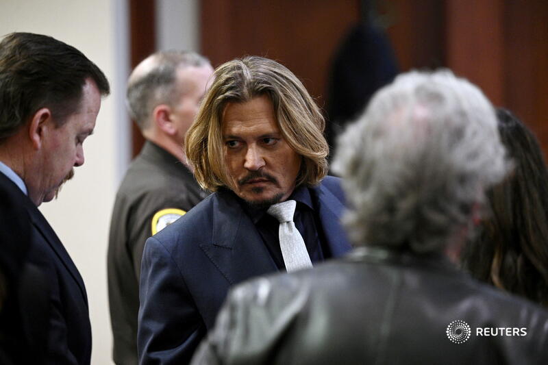 ReutersLegal's tweet photo. Opening statements kicked off in a Virginia courtroom in a lawsuit actor Johnny Depp brought against ex-wife and actor Amber Heard for $50 million in 2018, alleging defamation when she penned an opinion piece about being a domestic abuse survivor
https://t.co/3BQtH4qmgI https://t.co/Glk0sEj6ke