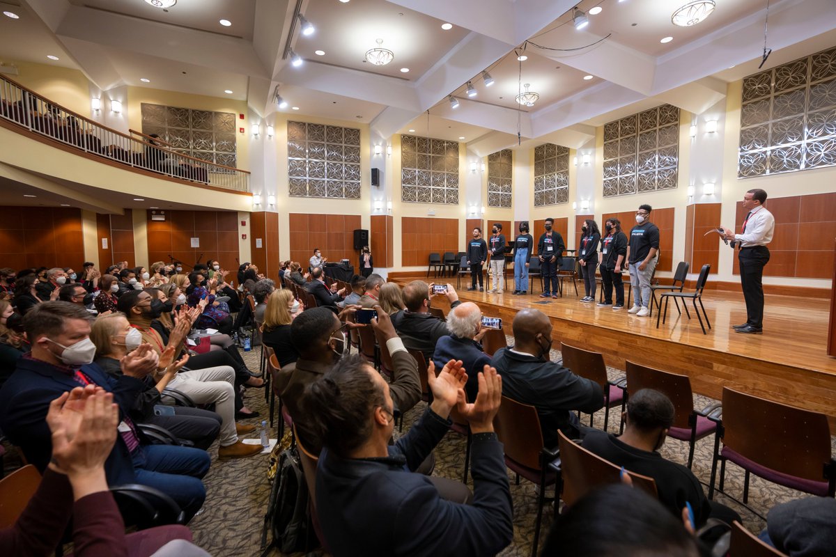 chicagosymphony's tweet photo. On April 9-11, Symphony Center hosted the 2022 Chicago Youth in Music Festival and National Pathways Summit, presented by the Negaunee Music Institute in partnership with @ChicagoMPI and the National Instrumentalist Mentoring and Advancement Network.  

📷: @toddrphoto; Anne Ryan https://t.co/FQRvjzvteI