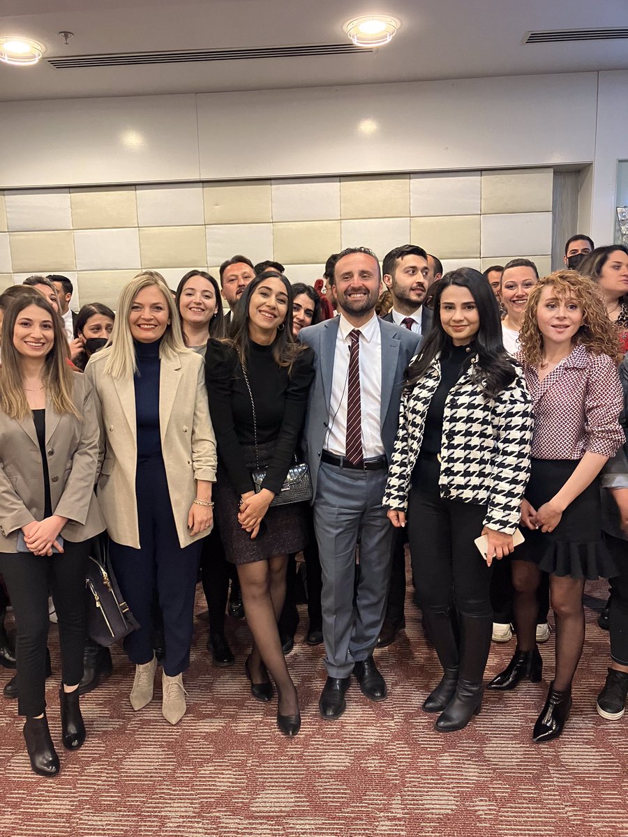 muskoroglu's tweet photo. Ekip toplantımızdan kareler.

#hemenşimdi #HepBeraber #MustafaKöroğlu https://t.co/WSQ7VKW2AO