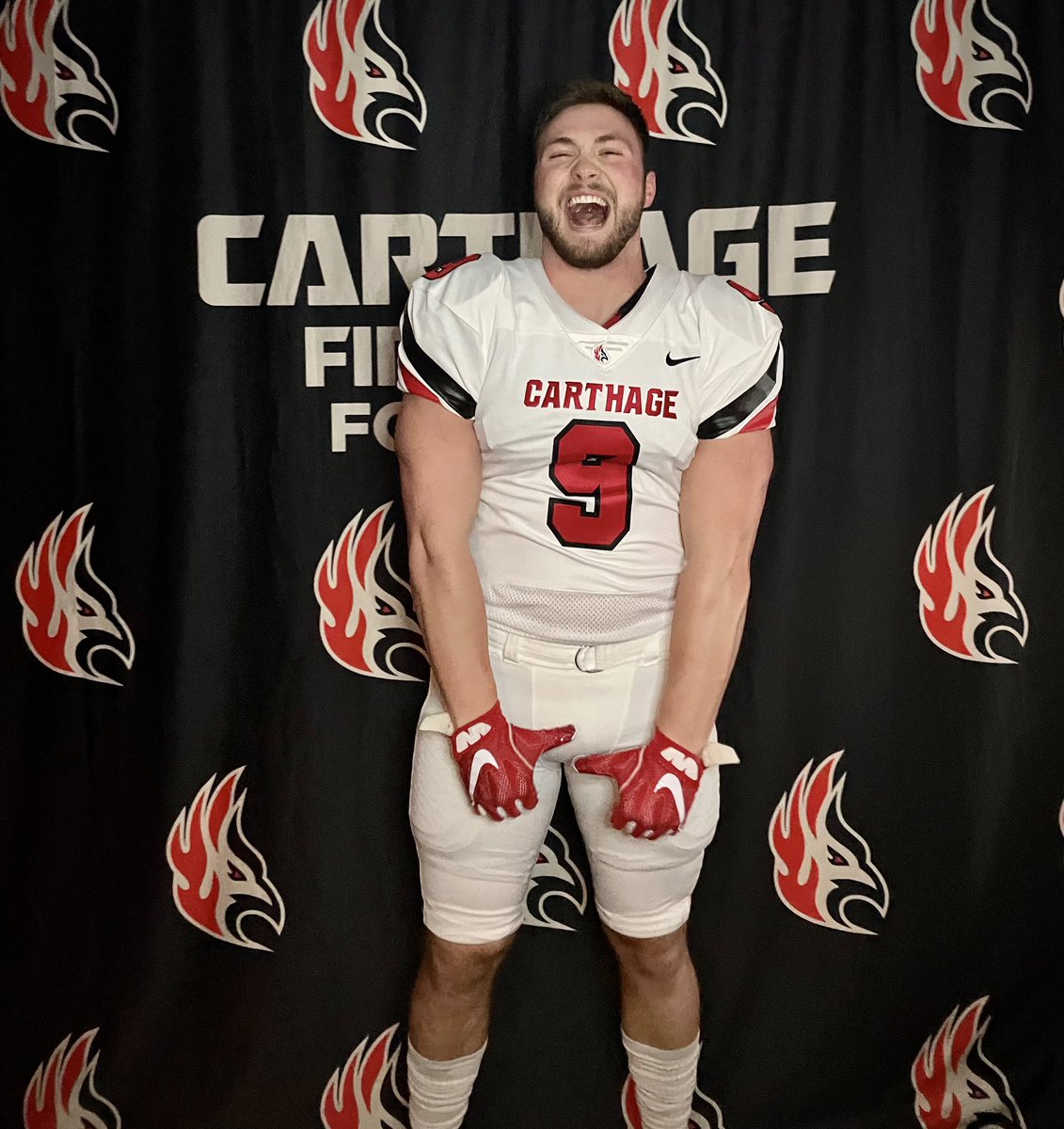 Carthage_FB's tweet photo. 🚨 New Threads 🔥🙌 

144 Days until Game Day

#EarnTheRight #fiREDup https://t.co/TgDr3bcQzN