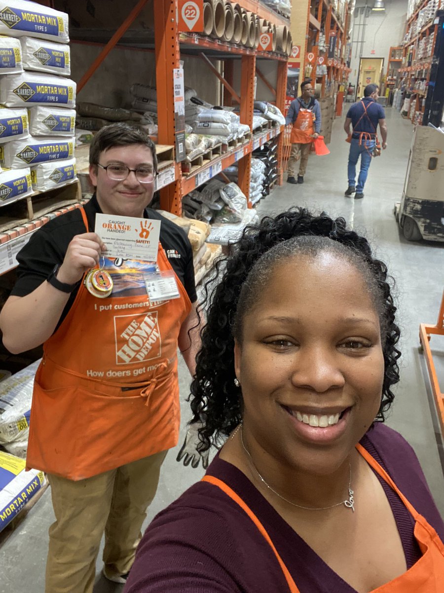 Lisa OASM 🧡 tweet media