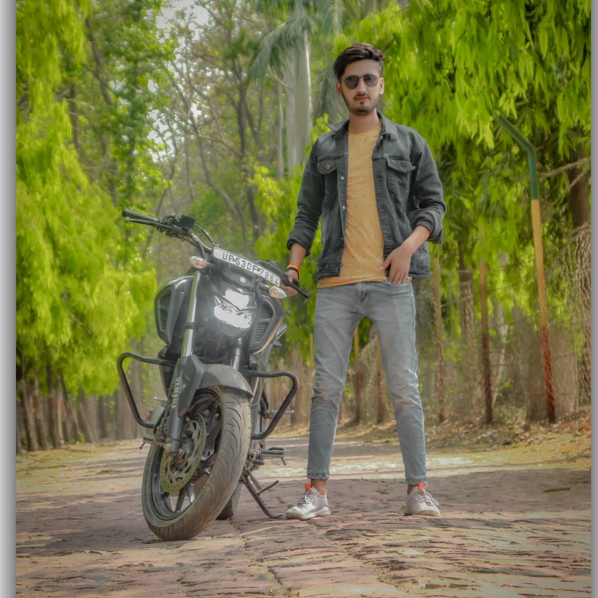 _ayush_xs's tweet photo. #NewProfilePic https://t.co/NBZPebuUYg