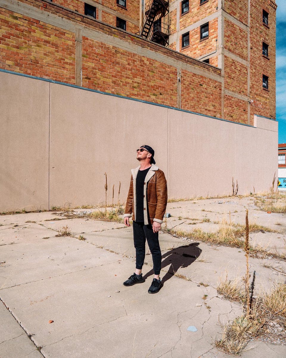 Chris Ayer tweet media