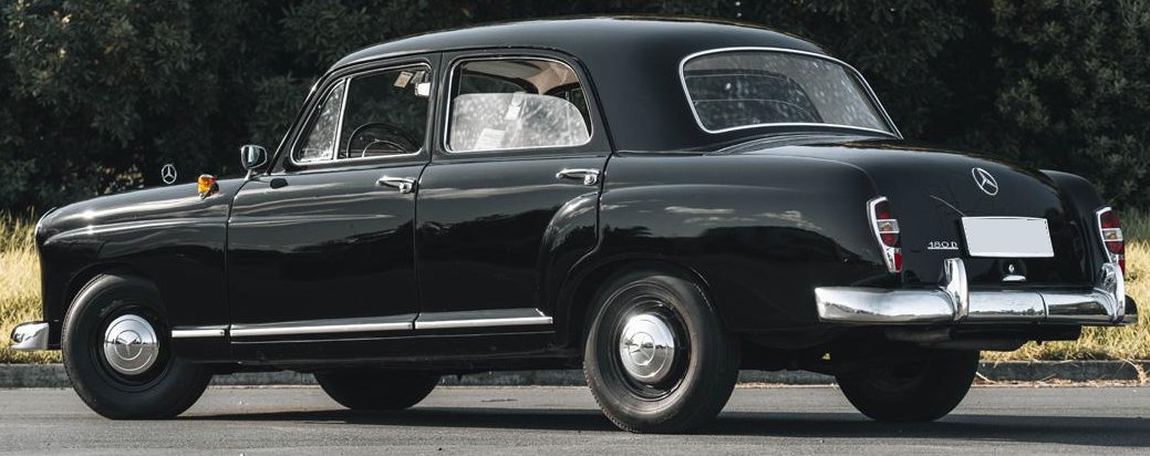 UltimativCars's tweet photo. #Webbs3CC
The #MercedesBenz #W120 (1953-62), nicknamed #Ponton, was made in a total of 442,963 units (incl. exports), of which 116,485 were the bestseller #180D.
This '57 180D w/ orig. mileage of 10k kms was est. at AUS$30-40k | $22,3-30k | 20,5-27,3k €, but couldn't be sold. https://t.co/nLbl21t7sn