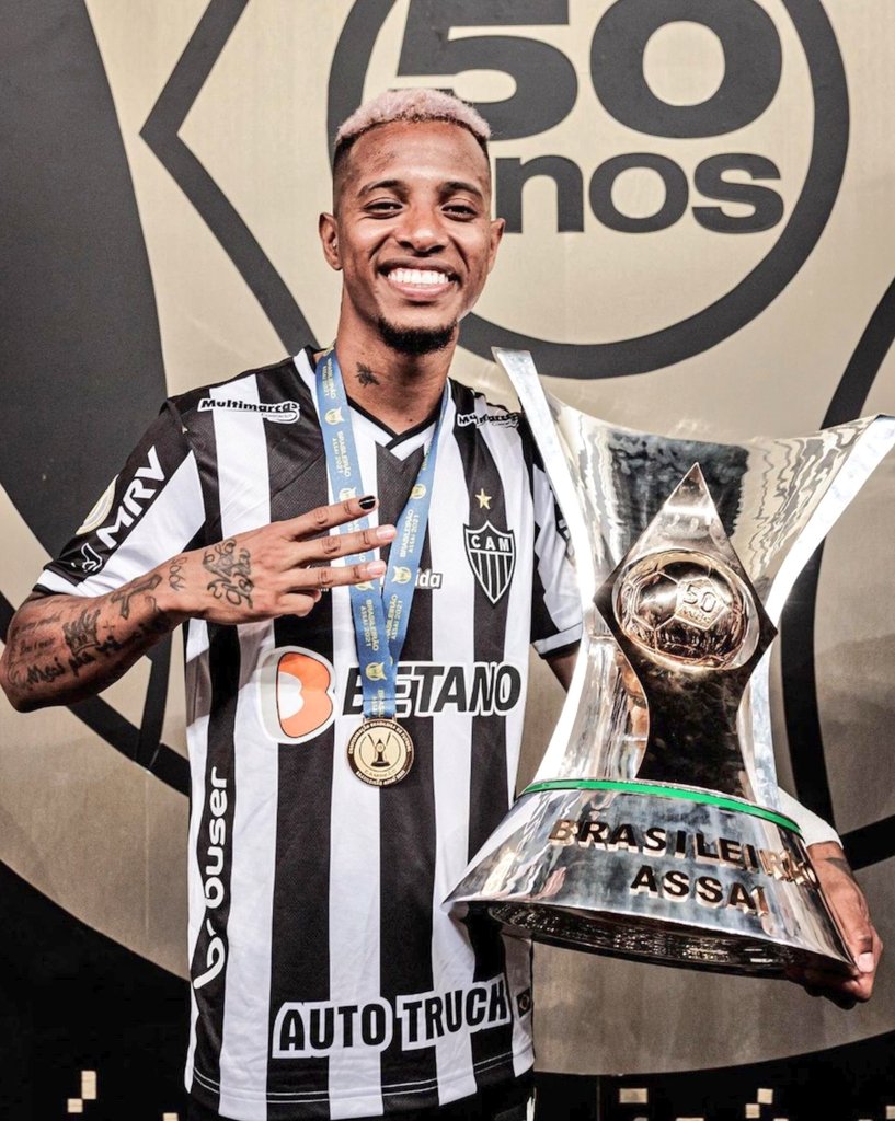JogadoresGalo's tweet photo. Tchê Tchê. https://t.co/zE6cxujNzw