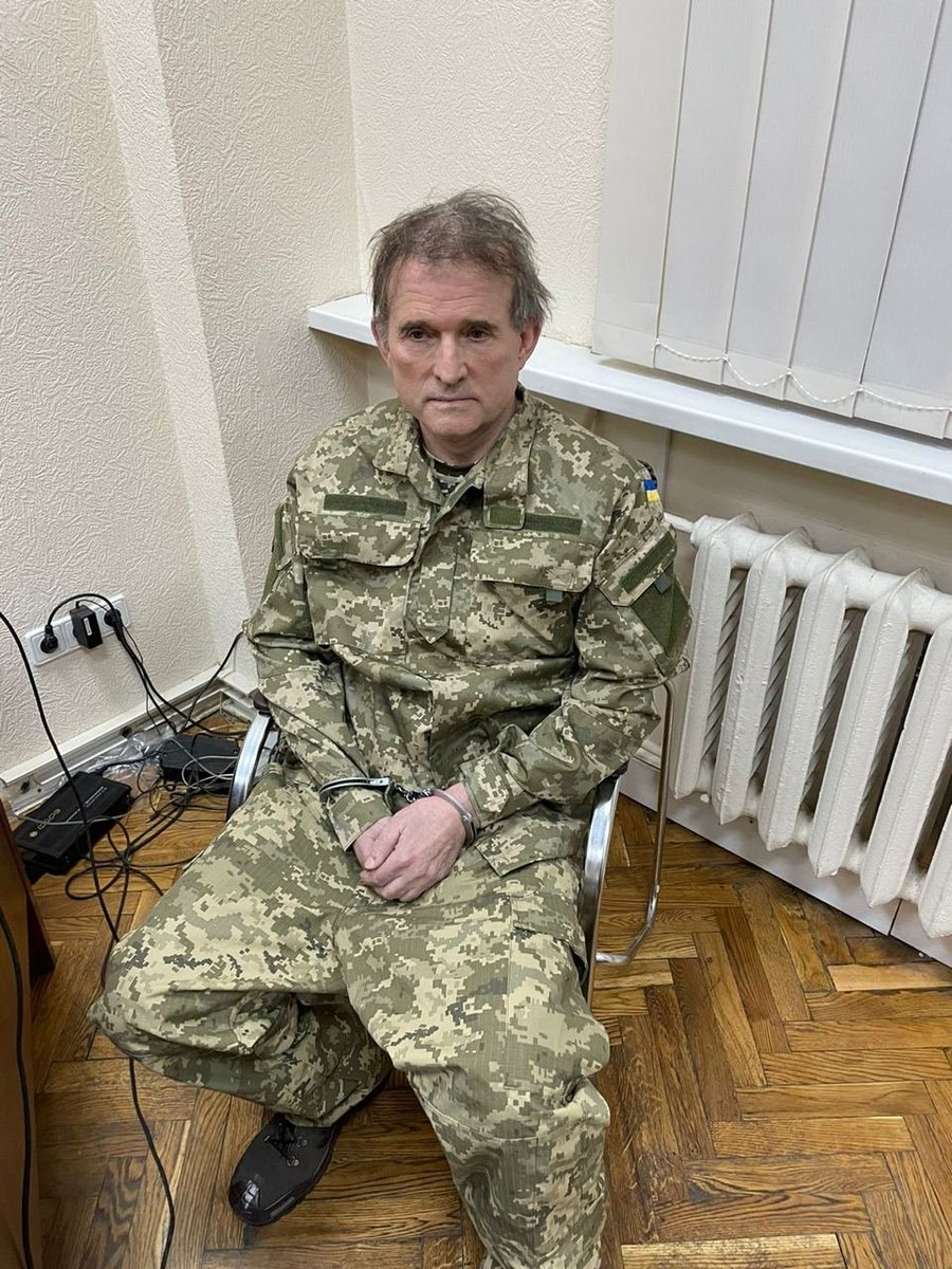 cheater_ua's tweet photo. нам сказалі будут учєнія https://t.co/TRXwNNldz5