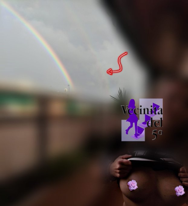 Martes de doble arcoiris y... Doble tetas, claro! https://t.co/HmxStZ7lbE<a href="/tag/domingodedeseosprohibidos"class="tags"><span>#domingodedeseosprohibidos</span></a>