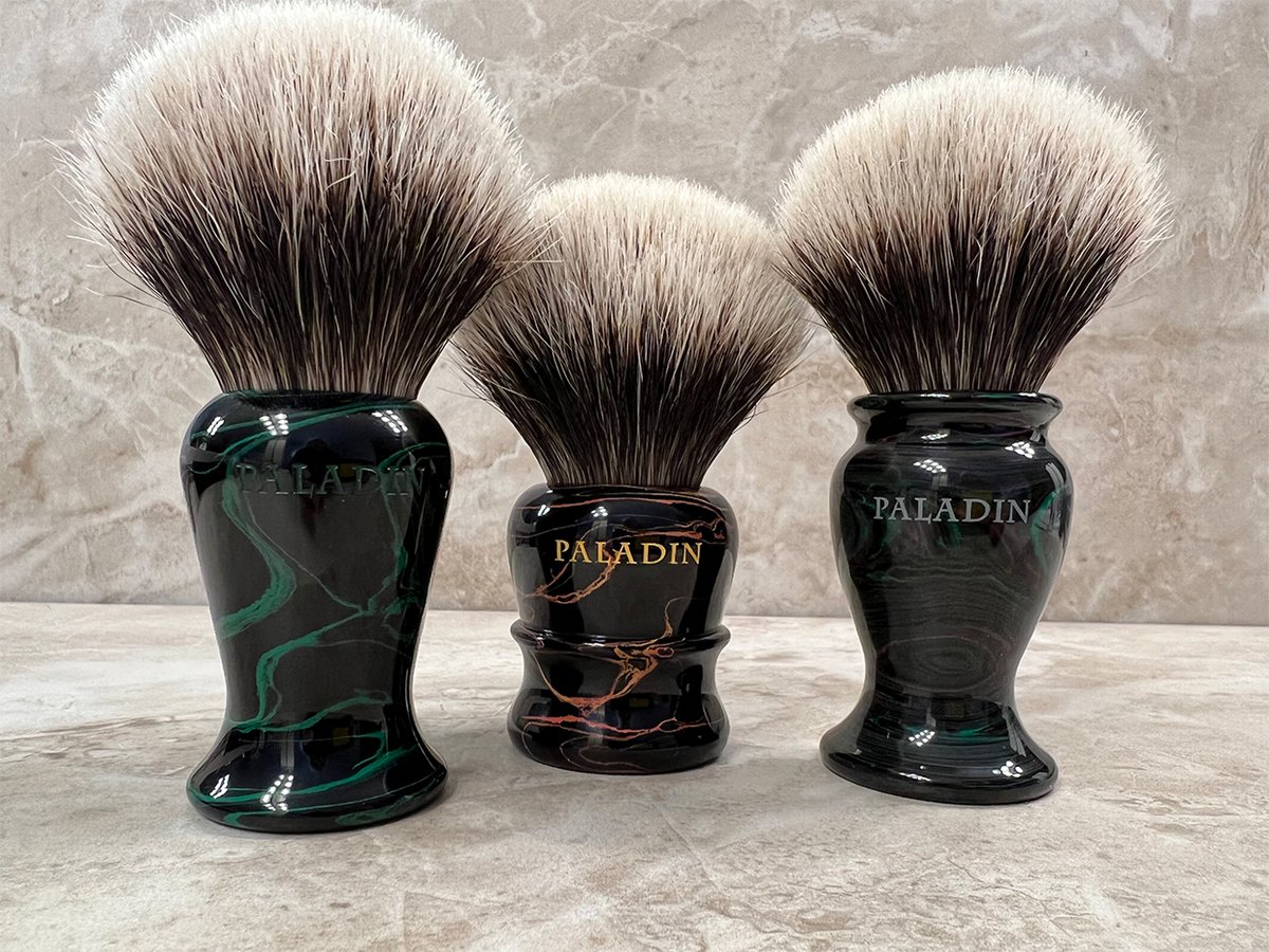 We're lined out to drop a dozen Ebonite-handled brushes today at 6:00 PM Mountain Time. Here's a link to the page where they'll show up at that time: paladinshaving.com/pages/paladin-….