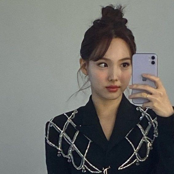 Bana twice pclari saticak olan yok mu toplu alik onceligim fiyat 35-40 arasi olursa daha iyi olur ve odeme iban ya da gardrops olsa mukemmel olurr