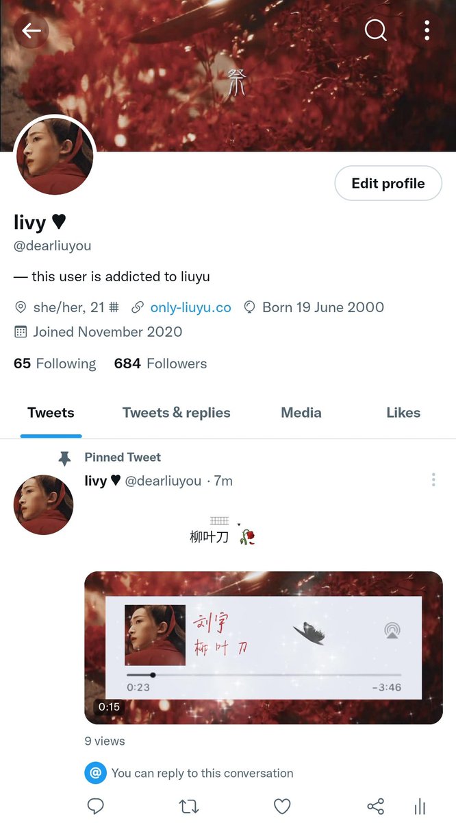 dearliuyou's tweet photo. this new layout be looking sexy, i likey 😼 https://t.co/wiRQTIZTuX