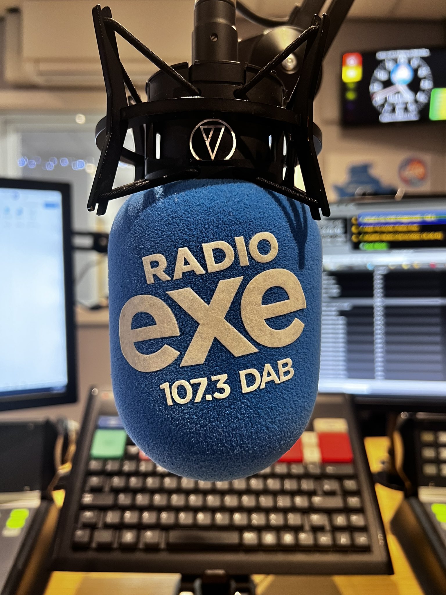 Brad Hardware (bradhardware) / Twitter