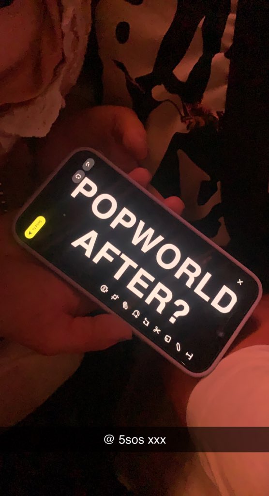 <a href="/5SOS/">5 Seconds of Summer</a> xx #TakeMyHandBirmingham