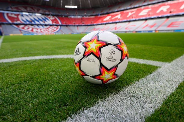 KICK-OFF!  |  EMPIEZA EL PARTIDO!

#UCL #FCBVCF #packmas #MiaSanMia 🔴⚪️