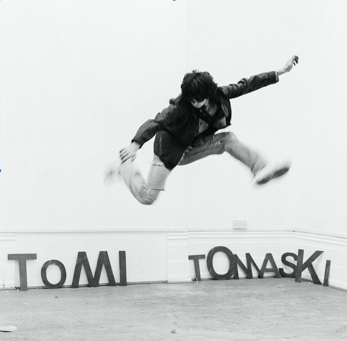 Tomi Tomaski (@tomi_tomaski) on Twitter photo The prelude continues. โComing Backโ out 22/4/22
Gonna be mega
Photo by the inimitable <a href="/ambypols/">AmberPollack.eth</a> The prelude continues. โComing Backโ out 22/4/22
Gonna be mega
Photo by the inimitable <a href="/ambypols/">AmberPollack.eth</a>