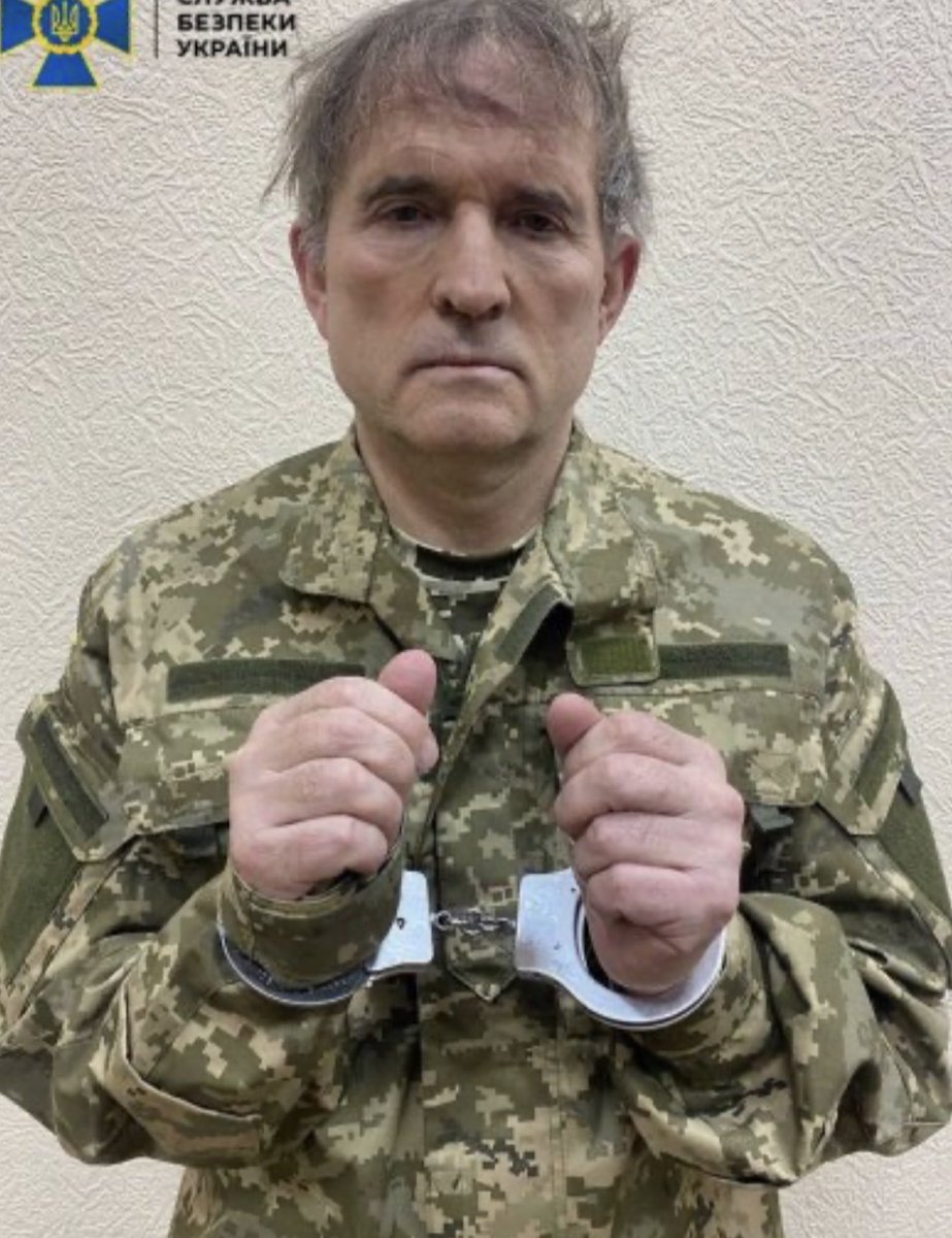 I think I know who the audience for this photo is meant to be.