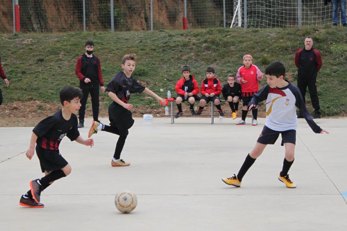 CEFCanMir's tweet photo. Noves fotografies de l'equip #BenjamíFS a la web https://t.co/4xYvoFj6a8
#CEFCanMir #FutbolPerATothom #BenjamiFS 2022 #RubiEsport #RubiCity https://t.co/eNtfKyfMI6