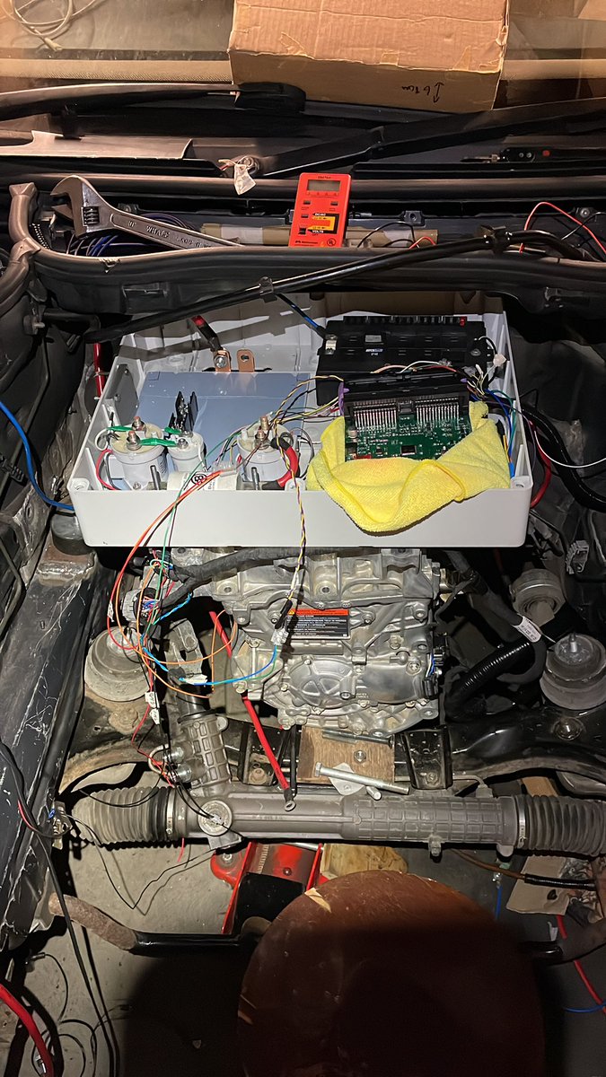 DZTe_'s tweet photo. Long time without an update on the #evconversion

Going with a leaf motor (160kW from e+ leaf), which is now bolted up to the original manual gearbox

Here’s the HV and LV junction box, with Zombieverter VCU

#emw #e46 #nismo https://t.co/ig6bHsTaDE