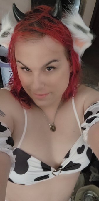 Happy half a year vagina day!  I CAN'T BELIEVE IT'S BEEN THAT LONG?!?!?  In celebration for feeling comfortable