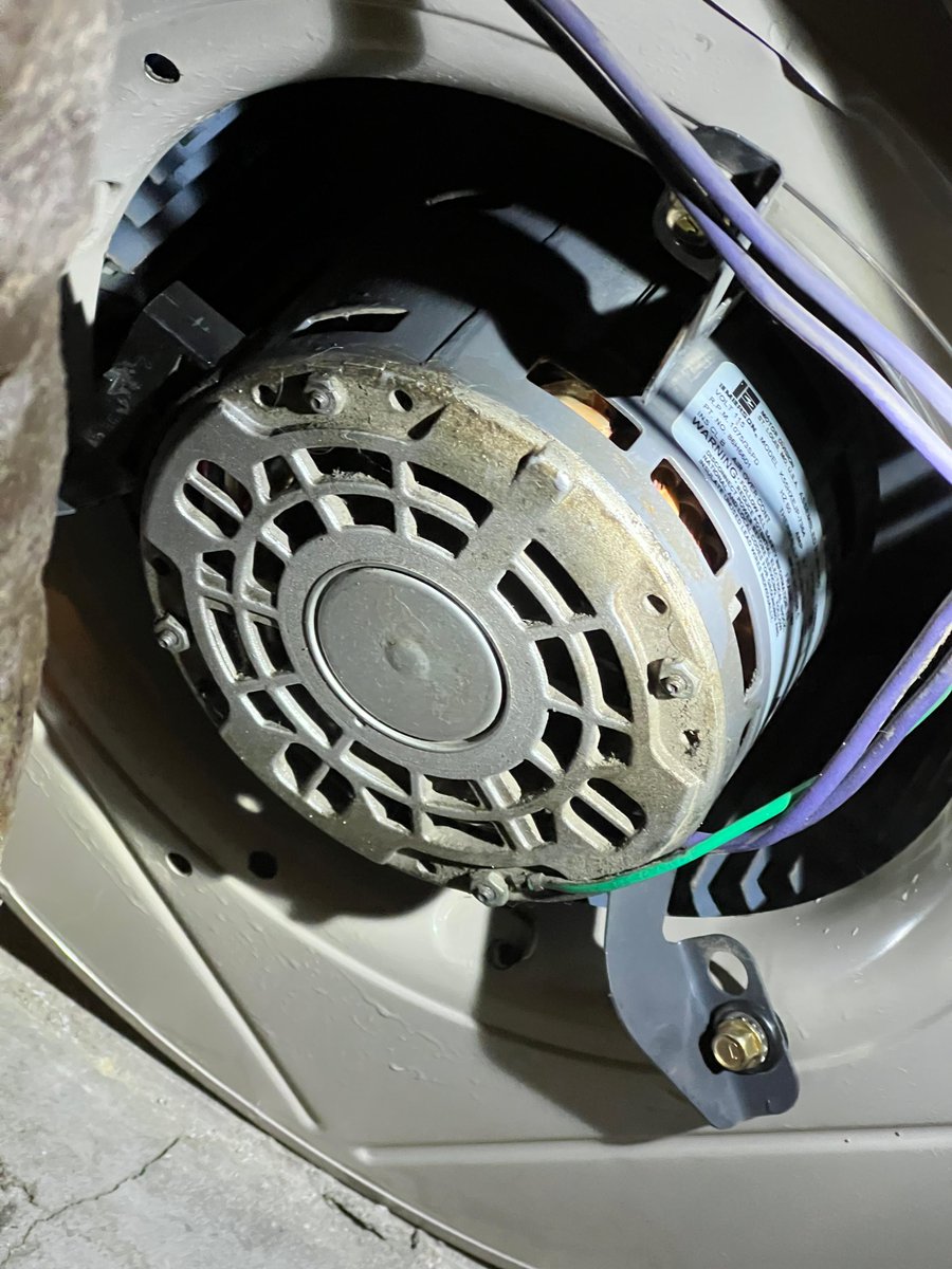 albertacleaning's tweet photo. After a winter of keeping you warm, don't you think your blower needs a spa day? Take a look at this blower - before &amp; after a cleaning with our Furnace Technicians. Much better! 

#furancecleaning #springcleaning #edmonton #edmonton #stalbert #sherwoodpark #beforeandafter #dusty https://t.co/LBMsPgUadb