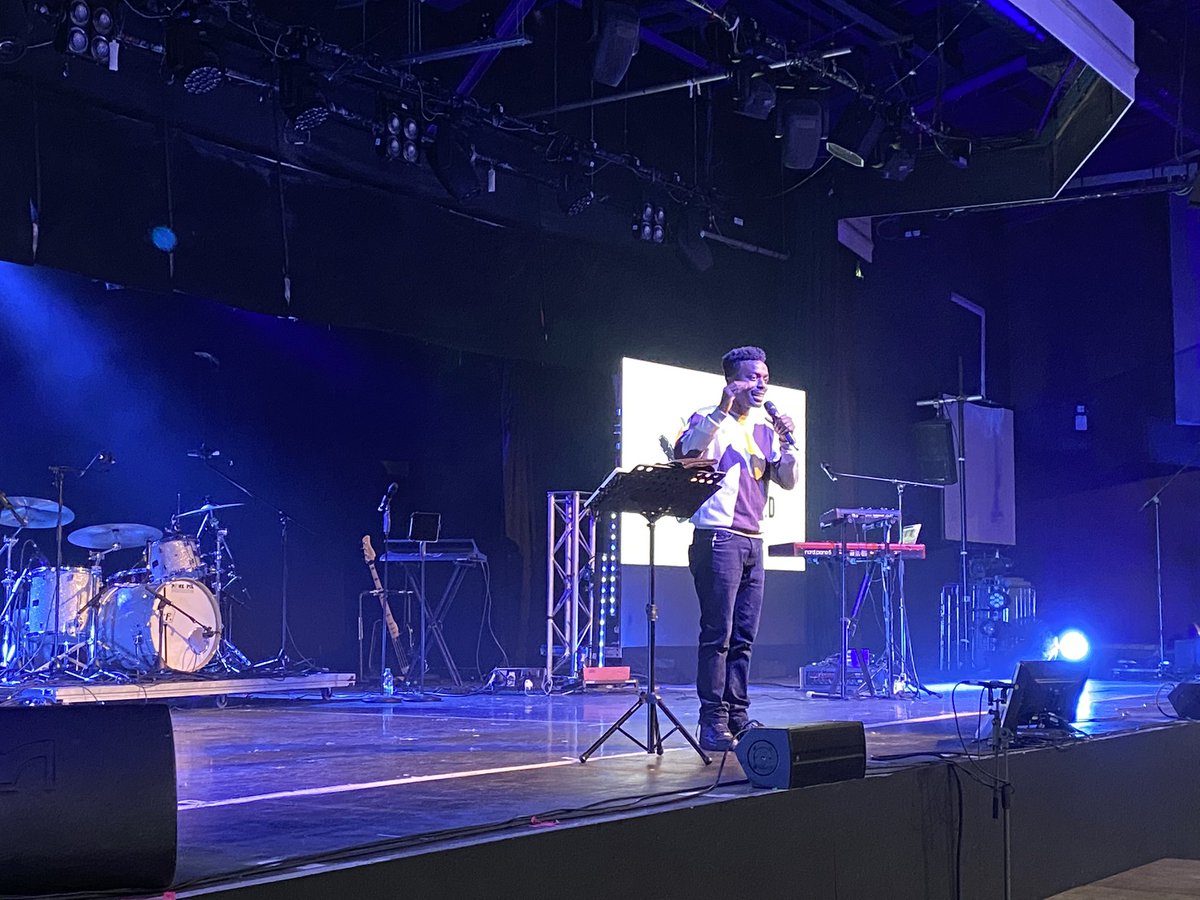 So good to have <a href="/jamesaladiran/">James Aladiran</a> preaching <a href="/springharvest/">Spring Harvest</a> tonight #SH22